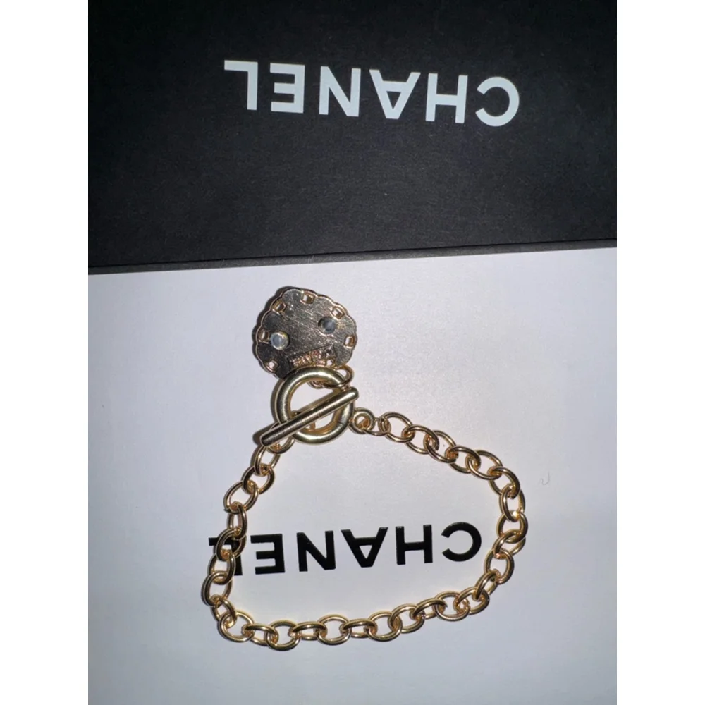 Handmade Gold Chain Bracelet Black Heart Charm Pearl Detail Designer Inspired - Picture 5 of 8